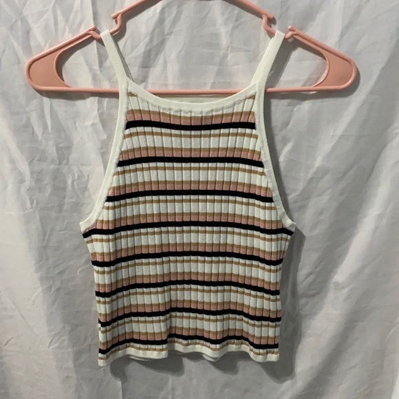 H&M Tops - Multicolored H&M crop top